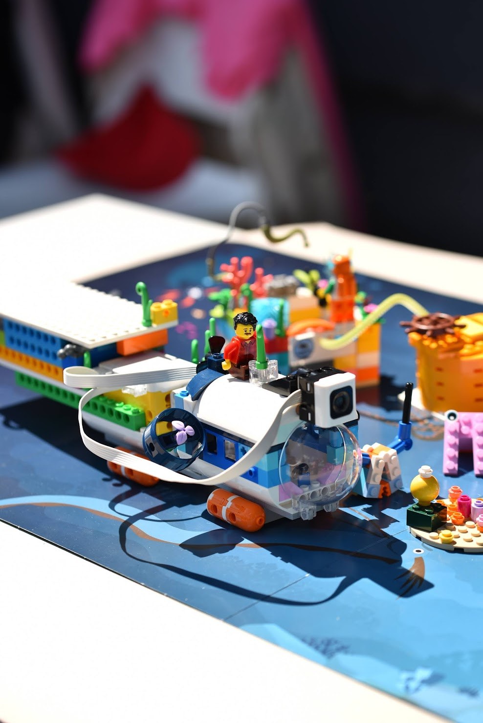 Lego WeDo 2.0 podmornica sa rónilcem — projekat polaznika Plavog pojasa